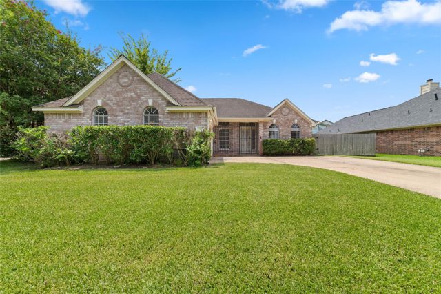 7915 Quail Meadow Drive