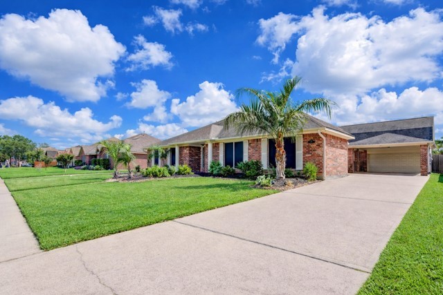 410 Scarlet Sage Dr, League City TX 77573